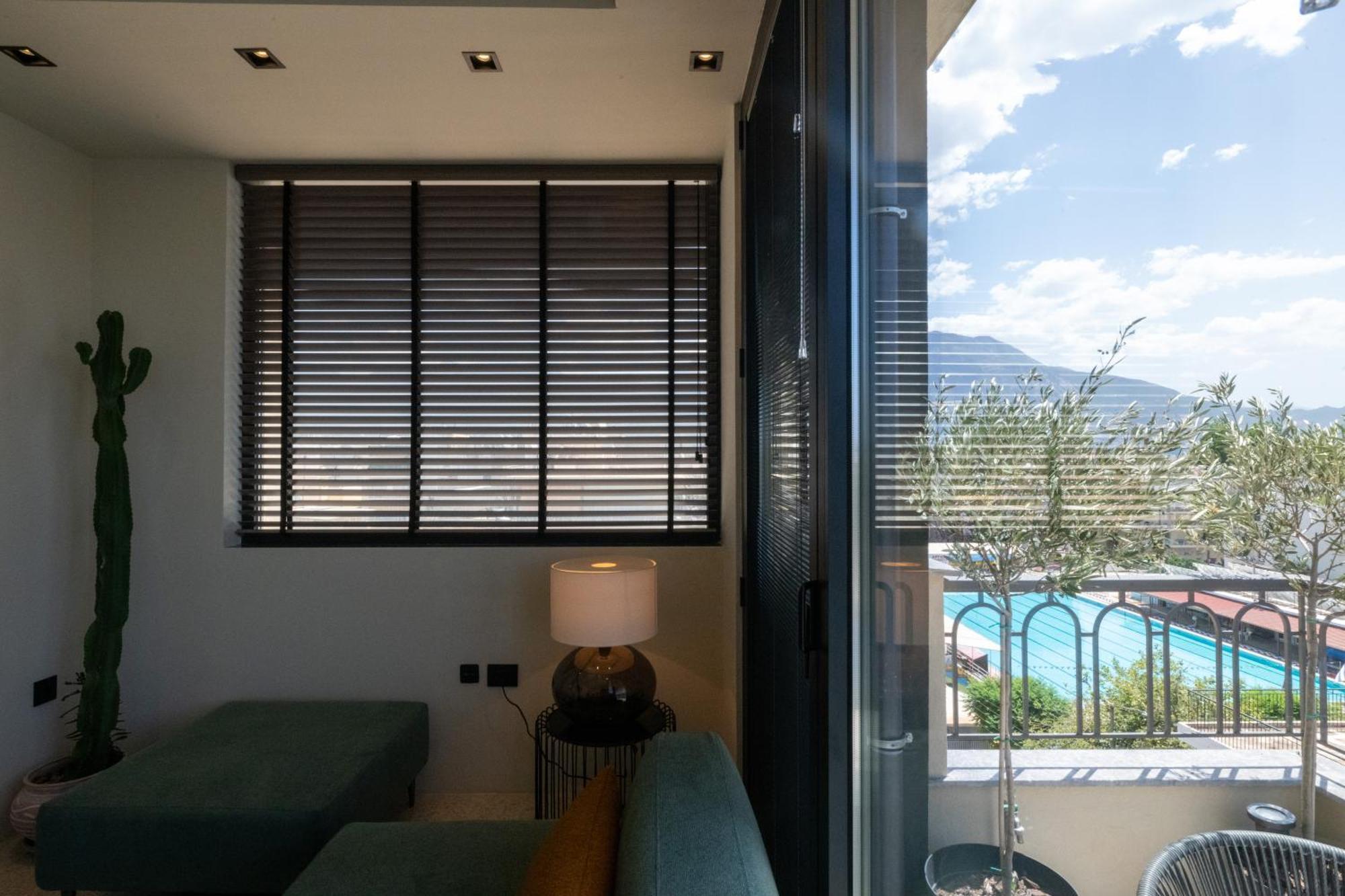 Evripidou 7 - Kalamata Mediterranean Suites Bagian luar foto