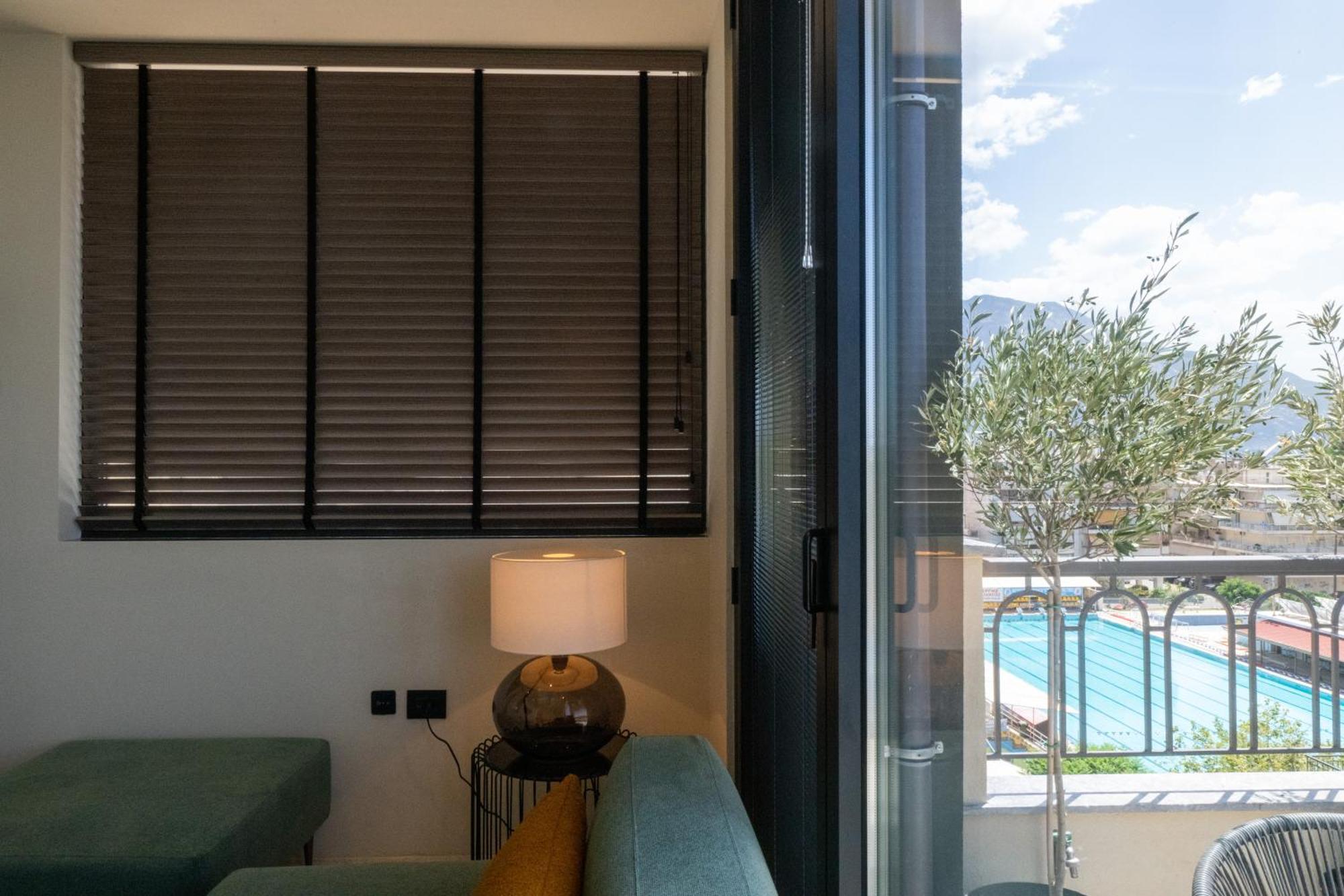 Evripidou 7 - Kalamata Mediterranean Suites Bagian luar foto